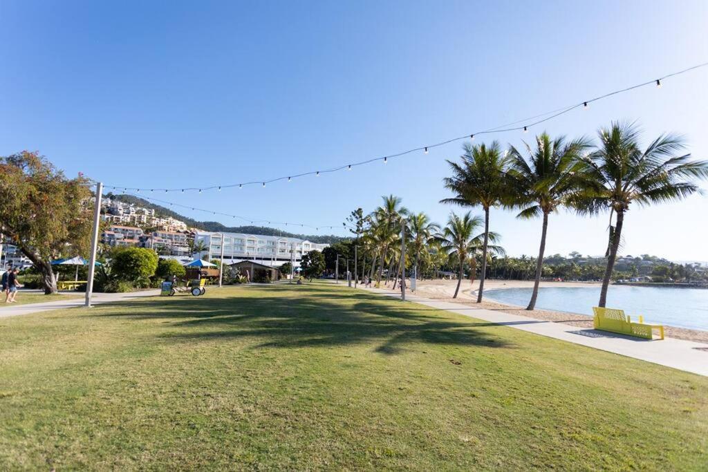 Ocean View 33A Studio Pool Ocean View Wifi Airlie Beach Exteriör bild