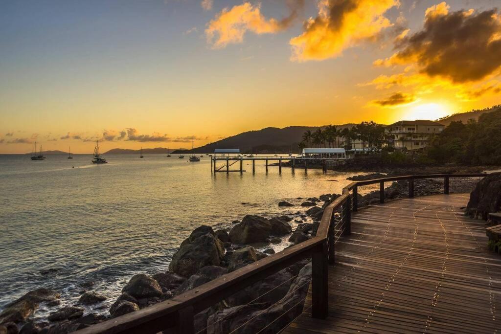 Ocean View 33A Studio Pool Ocean View Wifi Airlie Beach Exteriör bild