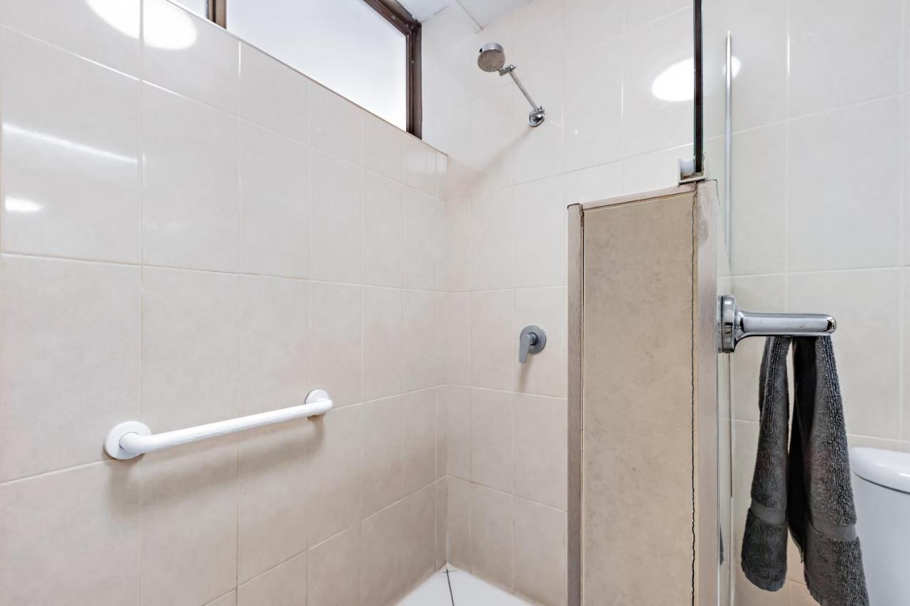 Ocean View 33A Studio Pool Ocean View Wifi Airlie Beach Exteriör bild